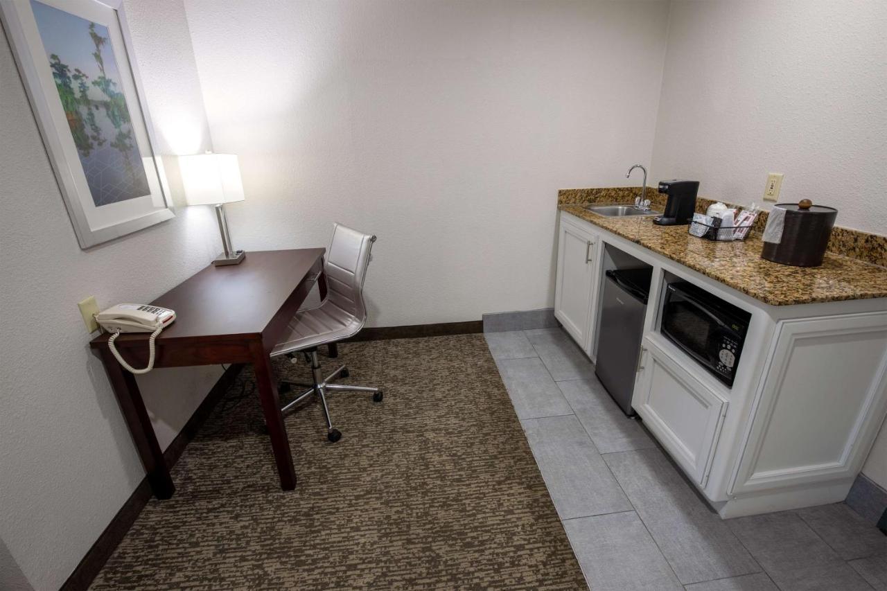 Best Western Plus Lafayette Vermilion River Inn & Suites المظهر الخارجي الصورة