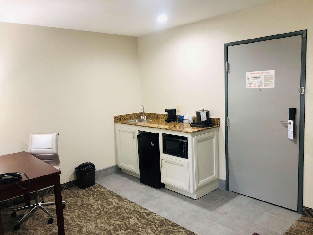 Best Western Plus Lafayette Vermilion River Inn & Suites المظهر الخارجي الصورة