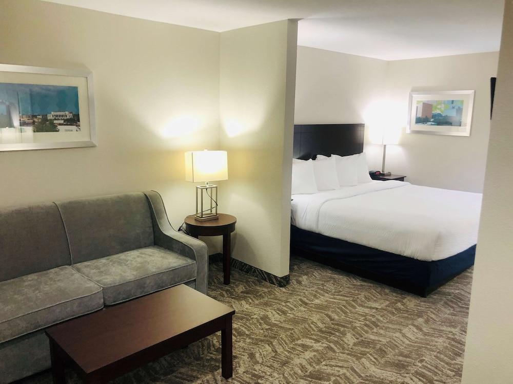 Best Western Plus Lafayette Vermilion River Inn & Suites المظهر الخارجي الصورة